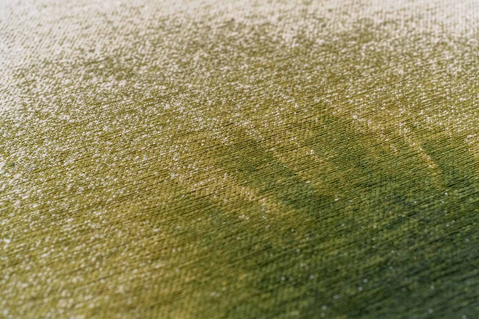Louis De Poortere vloerkleed Meditation 2105 Drop Green Pepper zoom 1